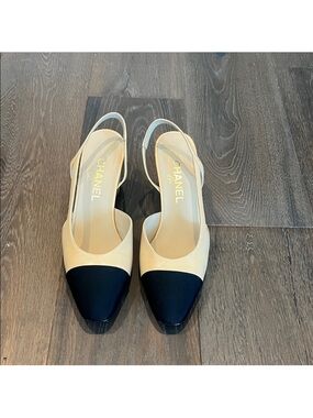 CHANEL Beige and Black Two-Tone Slingback Mules